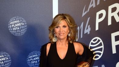 Julia Otero hace así frente al verano mientras continua su lucha contra el cáncer 