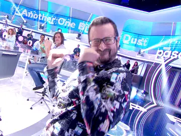 ¡Ya marca estilo en ‘La Pista’! Roberlo Leal le pide bailar a Marco Antonio: “Es un reclamo popular” ¡Ya marca estilo en ‘La Pista’! Roberlo Leal le pide bailar a Marco Antonio: “Es un reclamo popular”