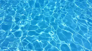 La piscina municipal de Berga, en Barcelona, abre de manera gratuita durante la ola de calor La piscina municipal de Berga, en Barcelona, abre de manera gratuita durante la ola de calor