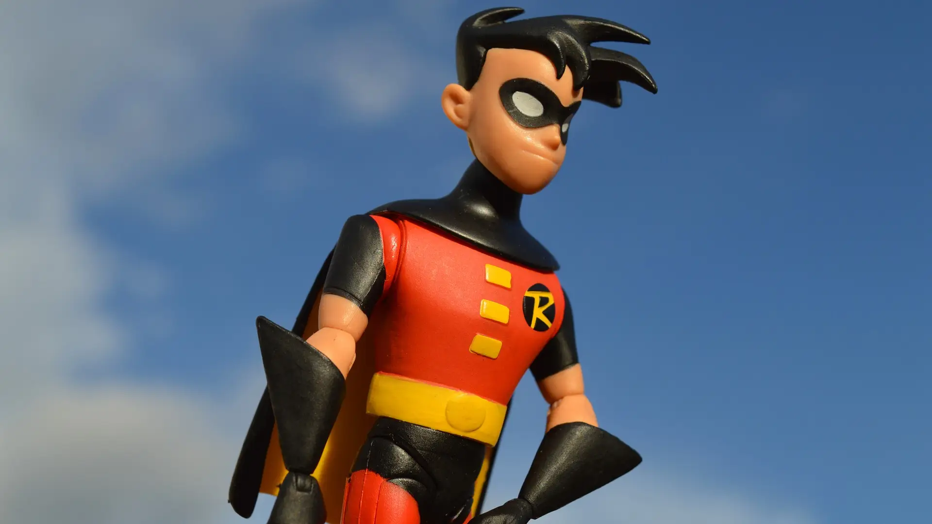 Robin revela que es bisexual en un nuevo c&oacute;mic de Batman con sello espa&ntilde;ol