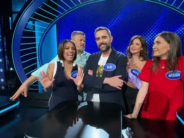 El equipo ‘Zapeando’ desvela su táctica para ganar ‘Family Feud’: “Les damos vida y luego…” El equipo ‘Zapeando’ desvela su táctica para ganar ‘Family Feud’: “Les damos vida y luego…”