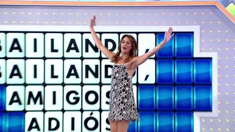 Laura Moure lo da todo bailando una de sus canciones favoritas Laura Moure lo da todo bailando una de sus canciones favoritas