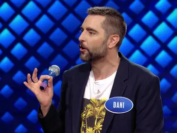Dani Mateo, hundido tras el pleno musical del equipo ‘El Hormiguero’: “Estoy picadísimo” Dani Mateo, hundido tras el pleno musical del equipo ‘El Hormiguero’: “Estoy picadísimo”
