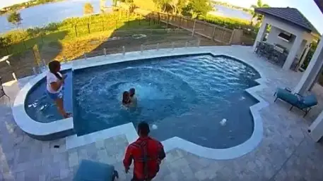 Andre Drummond, jugador de la NBA, salva a su hijo de morir ahogado 