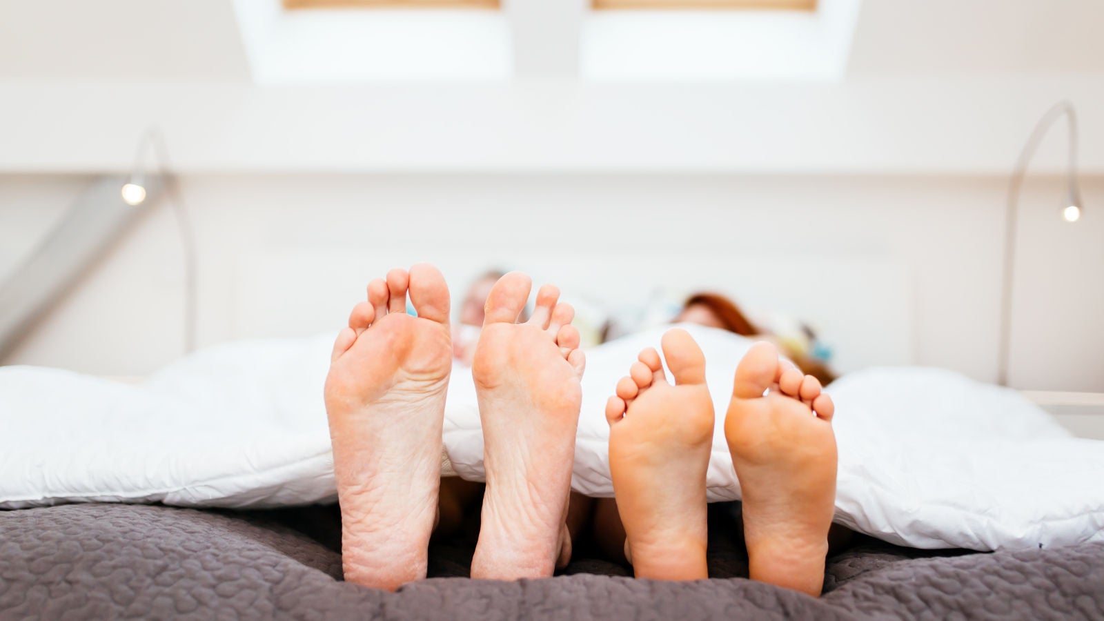 ¿Cuántas calorías se pierden realmente durante las relaciones? Mitos y verdades