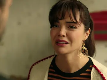 Züleyha, desesperada por ver a Yilmaz: “¿Y si muere antes de que pueda volver a verle?” Züleyha, desesperada por ver a Yilmaz: “¿Y si muere antes de que pueda volver a verle?”