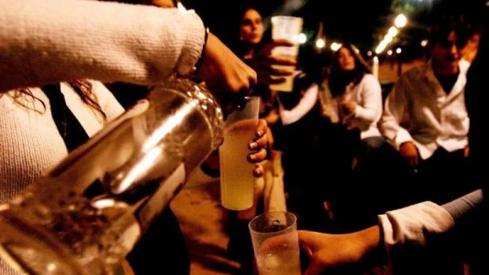 Las empresas se organizan y aseguran que habrá abastecimiento de Ginebra en Navidad Las empresas se organizan y aseguran que habrá abastecimiento de Ginebra en Navidad