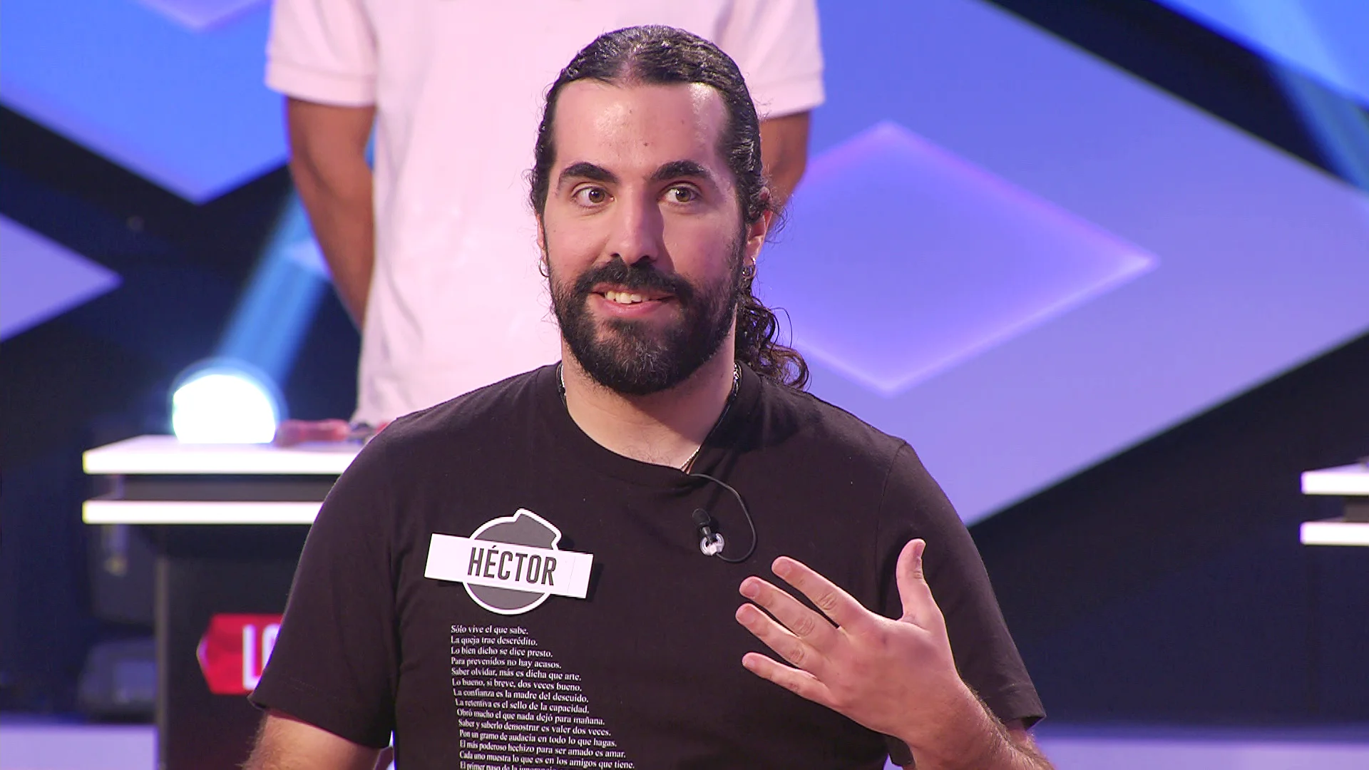 Héctor revela a Juanra Bonet su truco para disimular la barriga: “Prometo mejorar” Héctor revela a Juanra Bonet su truco para disimular la barriga: “Prometo mejorar”