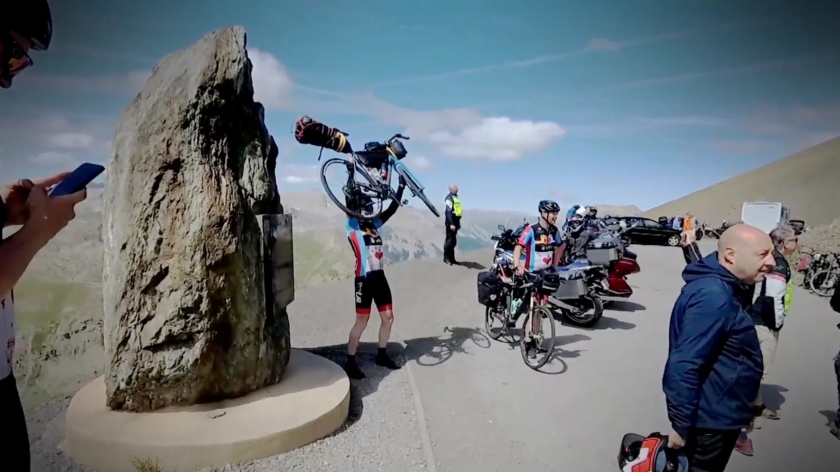 Santi Chao sube 26 puertos de monta&ntilde;a en los Alpes 20 a&ntilde;os despu&eacute;s de su trasplante de coraz&oacute;n