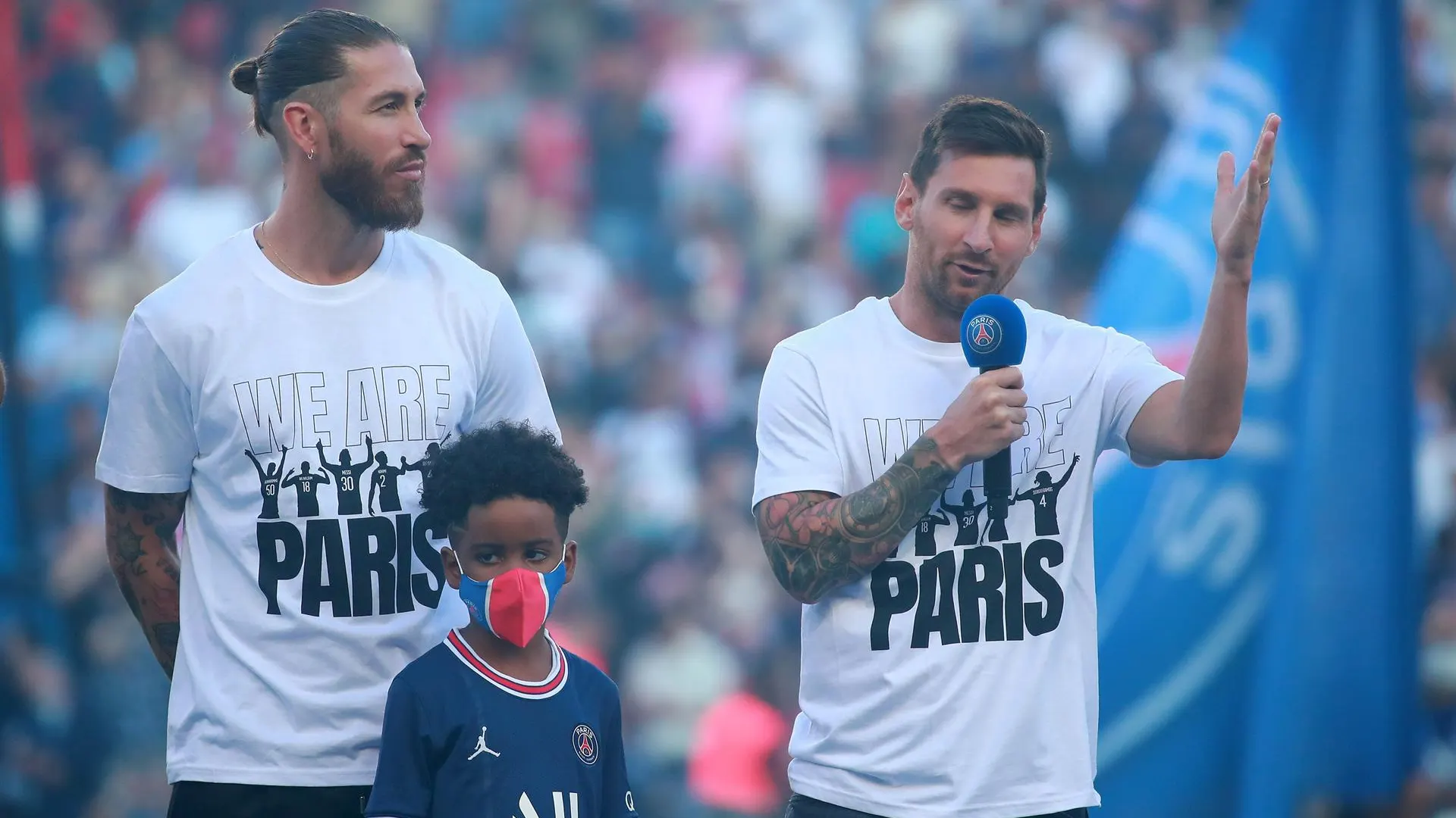 Mbapp&eacute;, pitado por una afici&oacute;n del PSG que enloquece con Leo Messi y Sergio Ramos en el Parque de los Pr&iacute;ncipes