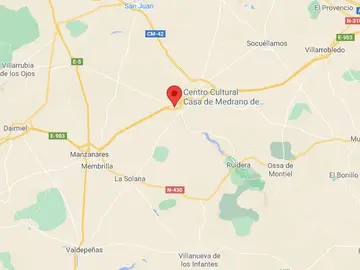 Muere una persona calcinada en el incendio de un coche en Argamasilla de Alba, Ciudad Real Muere una persona calcinada en el incendio de un coche en Argamasilla de Alba, Ciudad Real