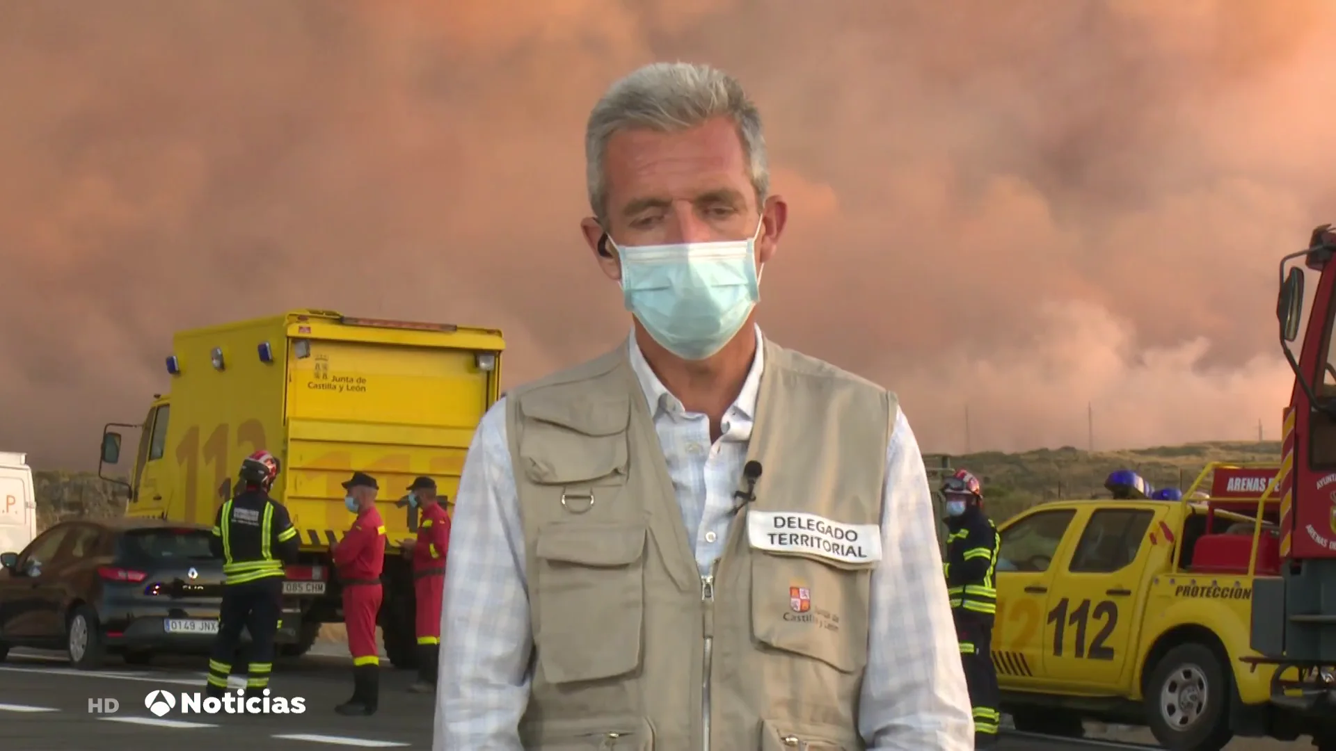Francisco Hernández, delegado territorial de Ávila, sobre el incendio de Navalacruz: "Es uno de los peores incendios en la provincia" Francisco Hernández, delegado territorial de Ávila, sobre el incendio de Navalacruz: "Es uno de los peores incendios en la provincia"