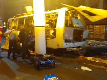 Mueren 8 personas y 46 resultan heridas en un accidente de autobús en Hungría