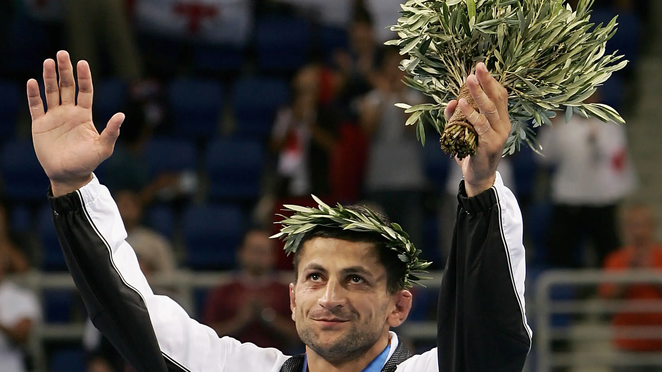 Zurab Zviadauri, primer campeón olímpico de la historia de Georgia Zurab Zviadauri, primer campeón olímpico de la historia de Georgia