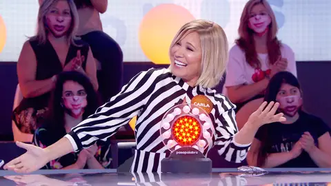 ¡Qué bonito! Carla Hidalgo saca su duende flamenco para acertar en 'La Pista' ¡Qué bonito! Carla Hidalgo saca su duende flamenco para acertar en 'La Pista'