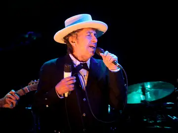 Una mujer acusa a Bob Dylan de haber abusado sexualmente de ella a los 12 años durante 6 semanas Una mujer acusa a Bob Dylan de haber abusado sexualmente de ella a los 12 años durante 6 semanas