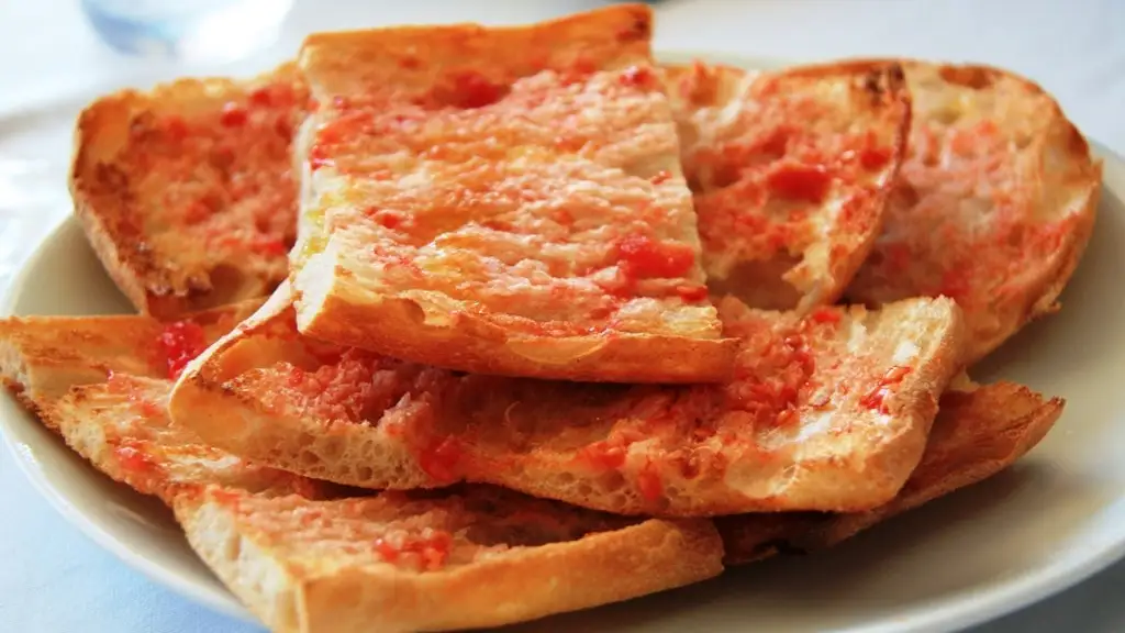Pan con tomate, un clásico del desayuno en España Pan con tomate, un clásico del desayuno en España