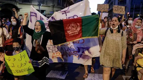 Mujeres no confían en las promesas de los talibanes Mujeres no confían en las promesas de los talibanes