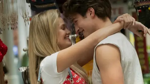 Olivia Holt en 'Cruel Summer' Olivia Holt en 'Cruel Summer'