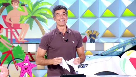 Jorge Fernández se vuelve loco bailado una canción de Locomía Jorge Fernández se vuelve loco bailado una canción de Locomía