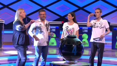 El grupo Parchís gana la partida a los ‘Libérrimos’ y les deja sin pleno en ‘¡Boom!’