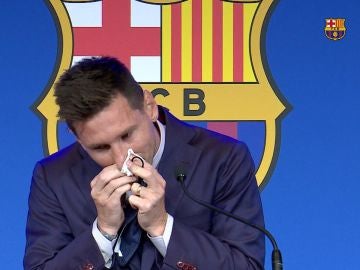 Se subasta el pañuelo de Messi por un millón de dólares