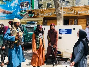 Entrevista a la periodista que se enfrentó a los talibanes