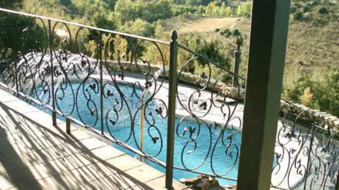 La casa que quiere comprar Ortega Cano a su hijo José Fernando La casa que quiere comprar Ortega Cano a su hijo José Fernando