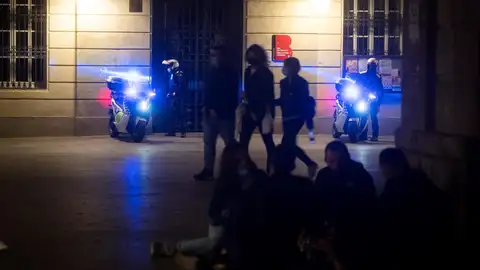 Cataluña vuelve a pedir el toque de queda para Barcelona y 61 municipios Cataluña vuelve a pedir el toque de queda para Barcelona y 61 municipios