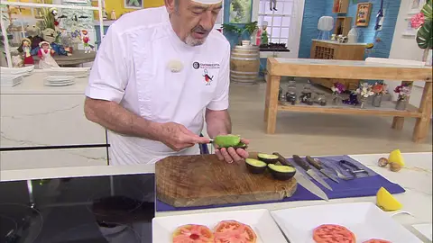 El truco de Karlos Arguiñano para hacer una deliciosa crema de aguacates El truco de Karlos Arguiñano para hacer una deliciosa crema de aguacates