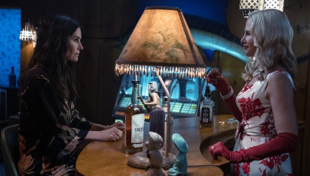 Courteney Cox en 'Shining Vale’