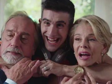 Gonzalo de Castro y Belén Rueda en 'La familia perfecta' Gonzalo de Castro y Belén Rueda en 'La familia perfecta'