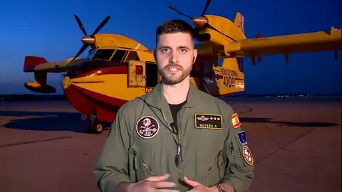 Reinaldo Boyero, piloto que ha participado en la extinción de incendios: "Nunca he pasado miedo o temor" Reinaldo Boyero, piloto que ha participado en la extinción de incendios: "Nunca he pasado miedo o temor"