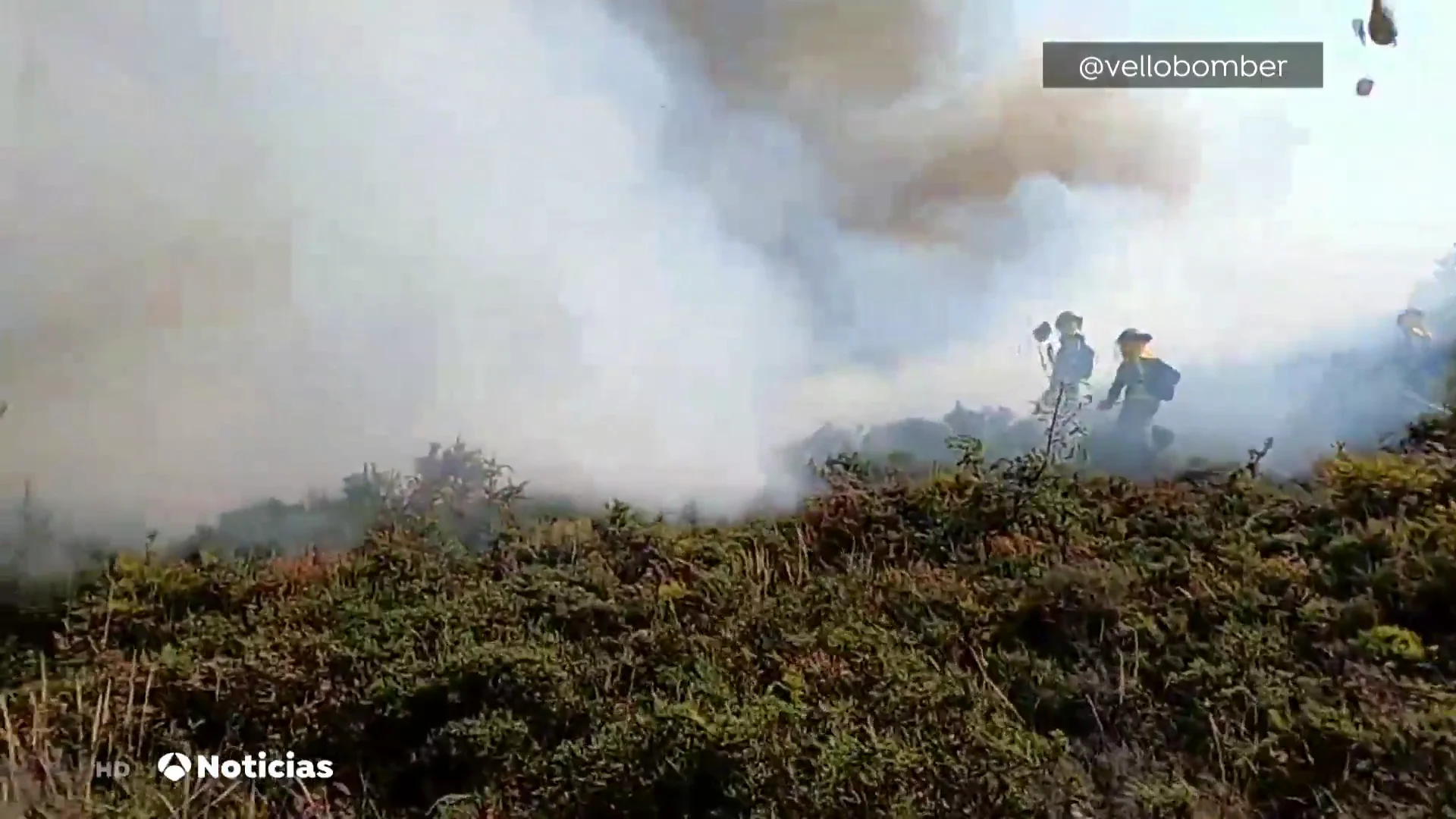 Las im&aacute;genes de la eficiencia de la extinci&oacute;n de incendios cuando los bomberos llegan a tiempo