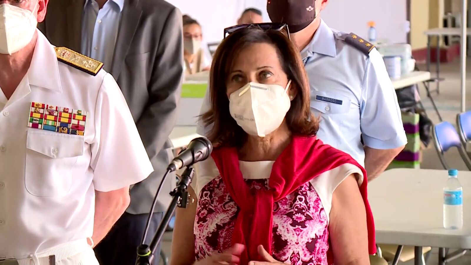 La ministra de Defensa se emociona al describir la 