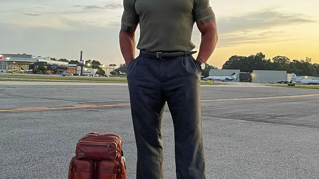 La sorpresa de Dwayne Johnson a un bus de turistas: "¿Sabéis dónde puedo encontrar a La Roca?" La sorpresa de Dwayne Johnson a un bus de turistas: "¿Sabéis dónde puedo encontrar a La Roca?"