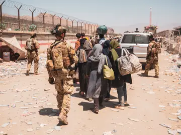 Soldados de Estados Unidos salen de Kabul Soldados de Estados Unidos salen de Kabul