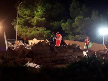 Derrumbe edificio en Peñíscola Derrumbe edificio en Peñíscola