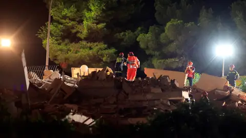 Derrumbe edificio en Peñíscola Derrumbe edificio en Peñíscola