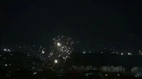 Los talibanes celebran la salida de las últimas tropas de Kabul Los talibanes celebran la salida de las últimas tropas de Kabul