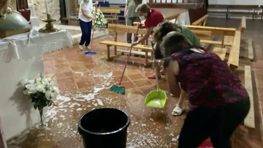 Cañavate pide ayuda para evitar el derrumbe de la iglesia Cañavate pide ayuda para evitar el derrumbe de la iglesia