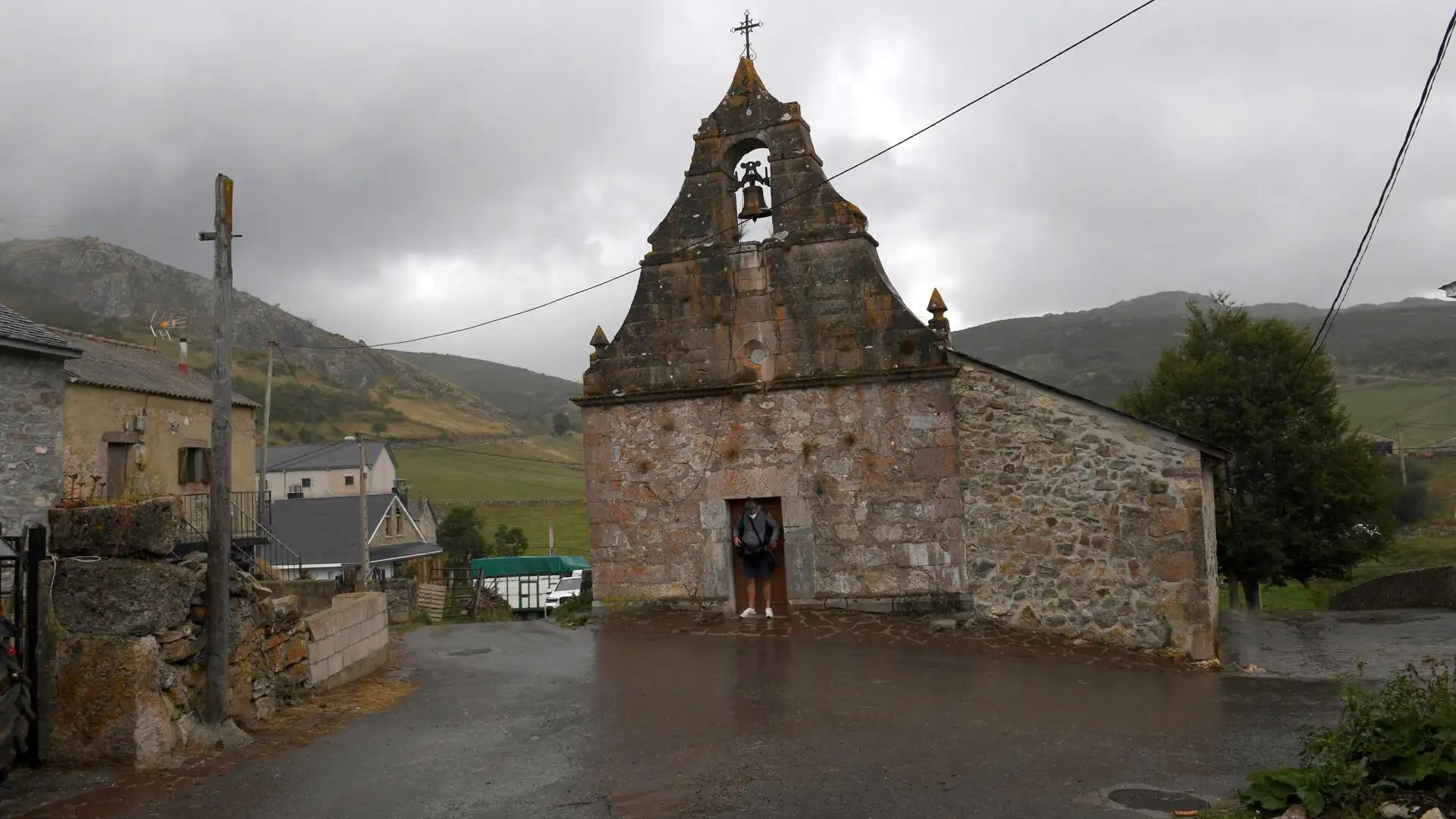 Júbilo en Santa María del Puerto, Pueblo Ejemplar de Asturias Júbilo en Santa María del Puerto, Pueblo Ejemplar de Asturias