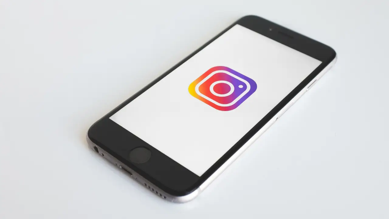 Instagram Instagram