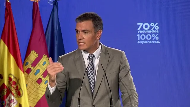 Sánchez sobre los datos del paro: "Es el único mes de agosto en 21 años que se reducido el paro" Sánchez sobre los datos del paro: "Es el único mes de agosto en 21 años que se reducido el paro"