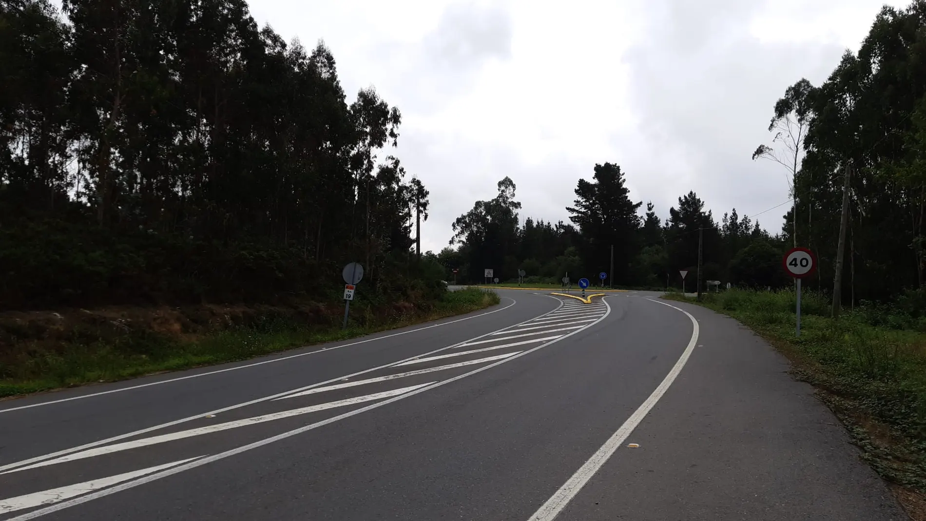 Circula al doble de la velocidad permitida y se libra de la multa por no poder ser identificado Circula al doble de la velocidad permitida y se libra de la multa por no poder ser identificado