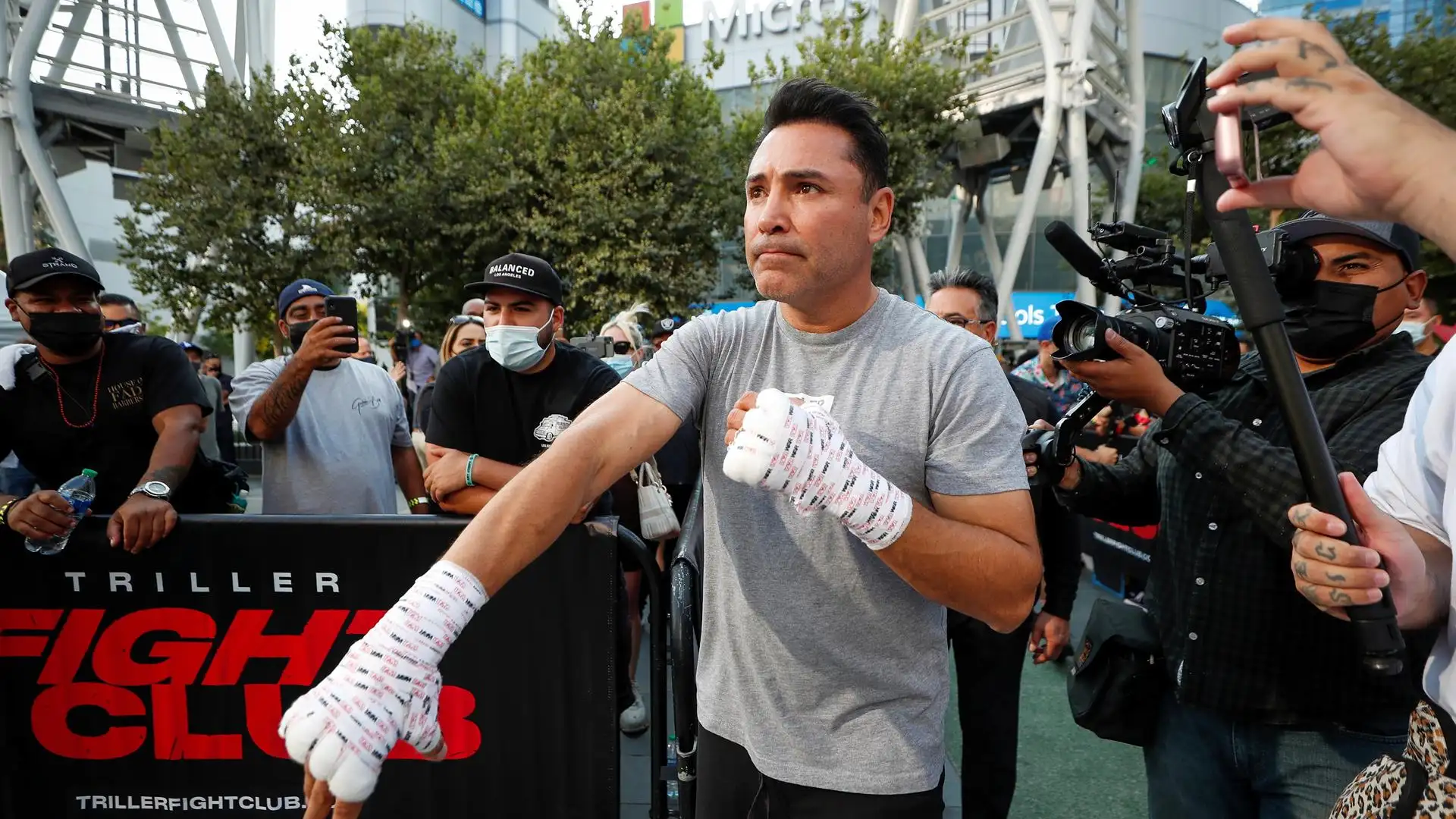 El boxeador &Oacute;scar de la Hoya reconoce que fue violado con 13 a&ntilde;os