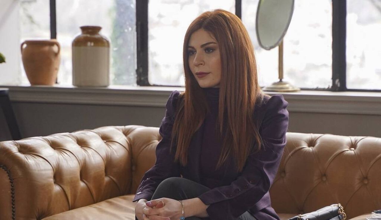 Yeliz Kuvancı es Bahar Gelik