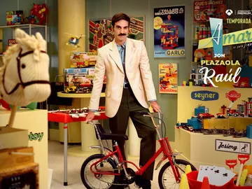 Jon Plazaola como Raúl García Corcuera Jon Plazaola como Raúl García Corcuera