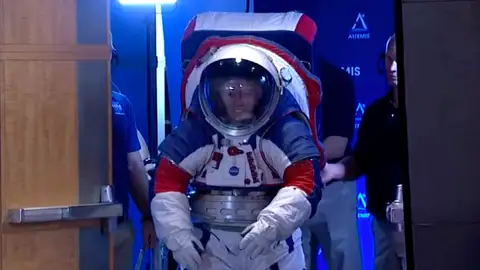 El nuevo diseño del traje espacial obligará a la NASA El nuevo diseño del traje espacial obligará a la NASA