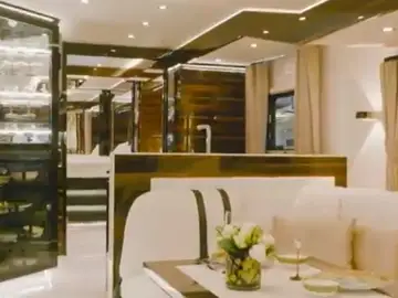 Mira esta autocaravana de lujo Mira esta autocaravana de lujo